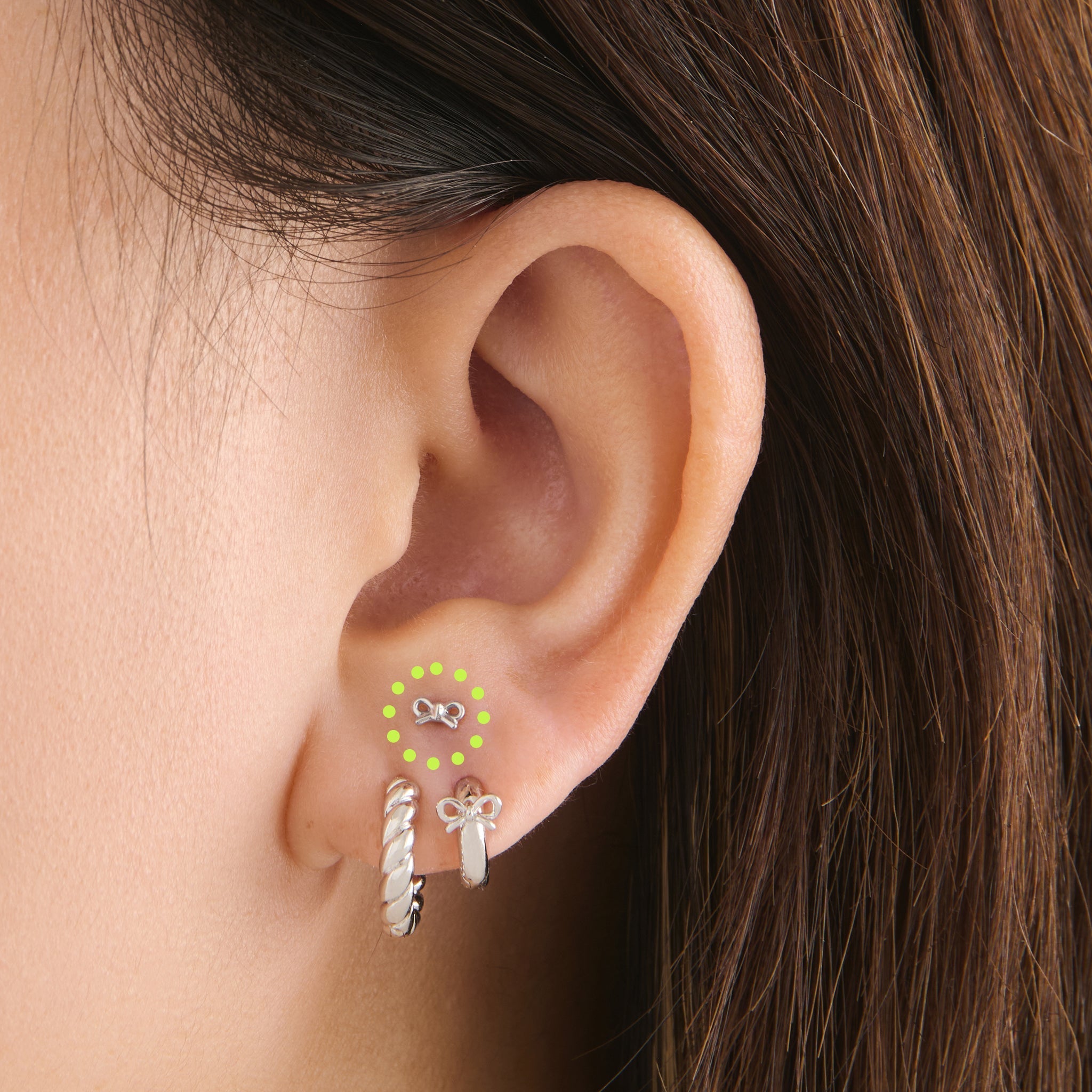 Bow Flatback Stud